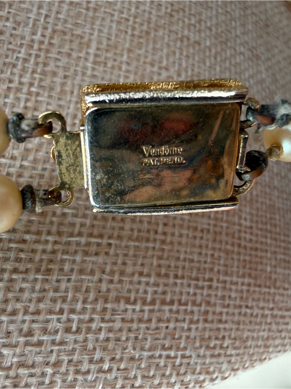 Vendome Classic Double Strand Champagne Pearl Necklace with Gold Clasp -vintage - Picture 3 of 10